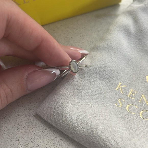 Kendra Scott ring - Picture 2 of 3